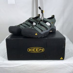 Keen Shoes - Keen Sandals size 9 Keen Shoes - Keen Sandals size 9